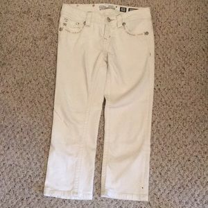 Miss Me White Jean Capri